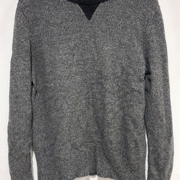 Banana Republic Men's Wool Sweater - Picture 4 of 6